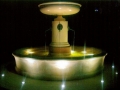 fontaine-pierre-publique-lumière-